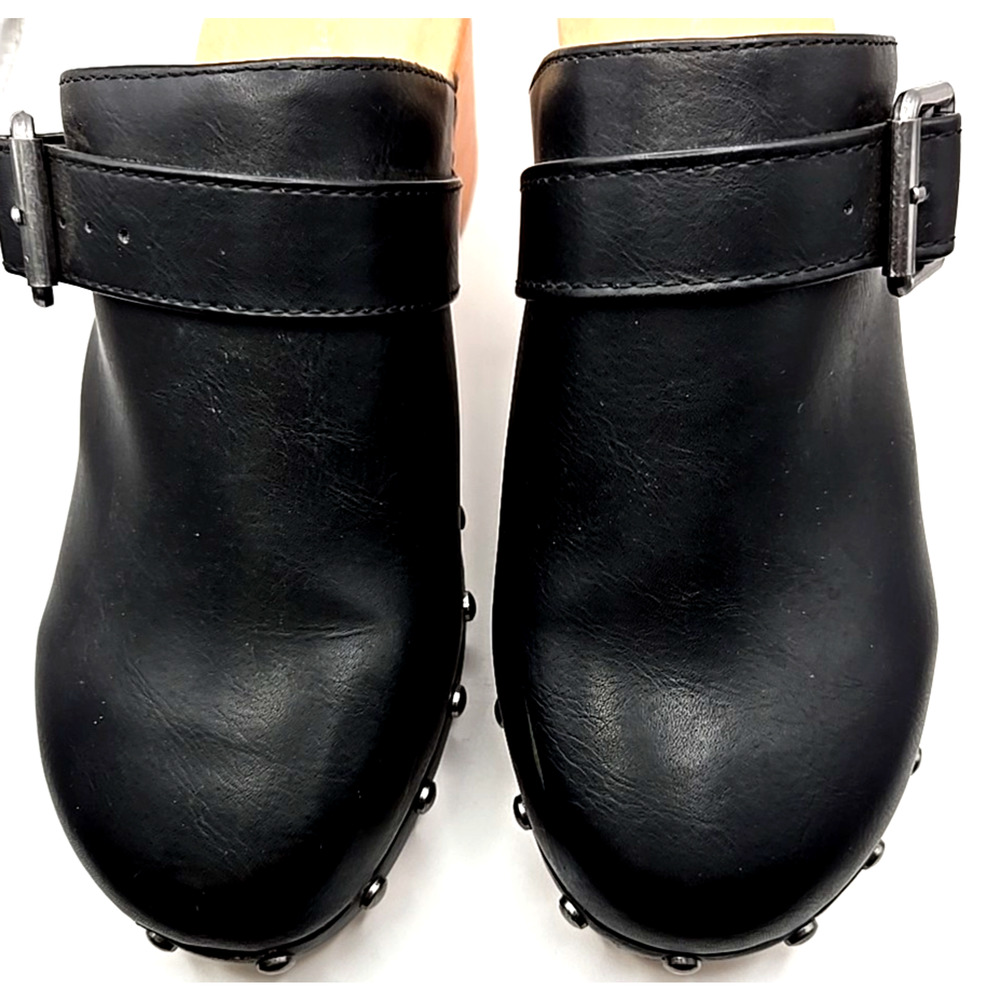 NWOT Maurices Demi Black Studded Clog Size 6 Slide On Wooden Block Heel 2 Inch - Picture 6 of 8